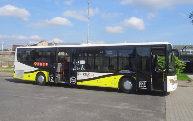 Do czasu powrotu pociągów, z Kłodzka do Stronia Śląskiego i Lądka-Zdroju podróżni pojadą autobusową komunikacją zastępczą