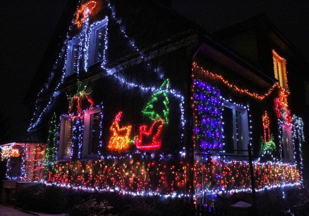 Państwo Dragańczukowie od 10 lat dekorują dom w okresie bożonarodzeniowym