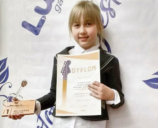 Maja Humelt zajęła I miejsce w Dolnośląskim Konkursie Gitarowym „O miedzianą strunę” w Legnicy