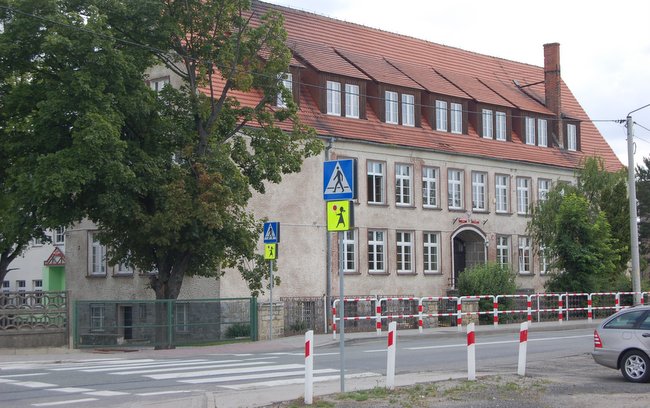 Koniec termomodernizacji budynku gimnazjum w Wiązowie przewidywany jest na kwiecień 2018 roku