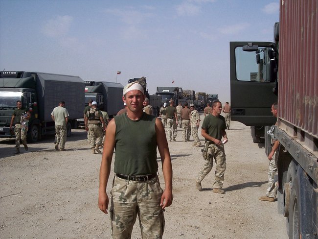 Jako zawodowy żołnierz pan Cezary uczestniczył w misji w Iraku