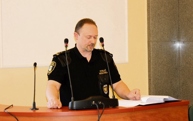 - W tym roku kilkukrotnie zdarzyły się podobne sytuacje w pobliżu kamieniołomów w Gęsińcu - powiedział Robert Harhala, komendant Straży Miejskiej w Strzelinie