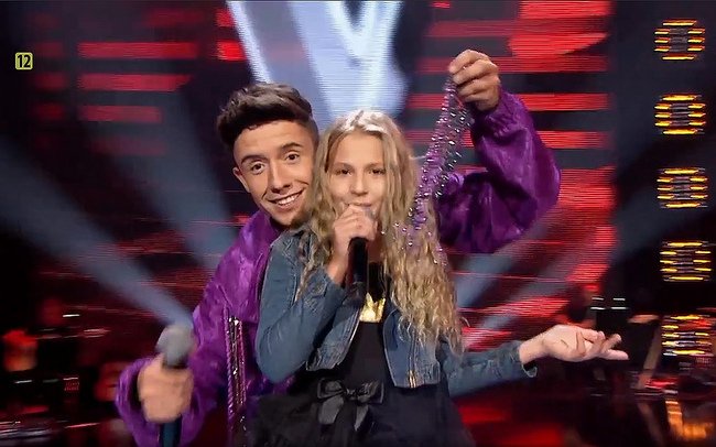Na scenie Lena zaśpiewała też z wokalistą Dawidem Kwiatkowskim (foto. TVP2)
