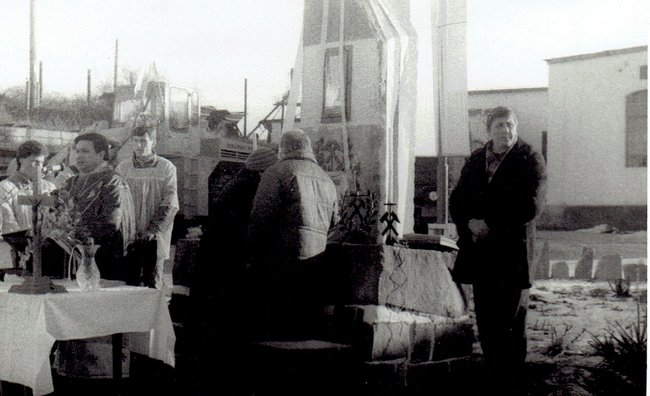 Msza polowa w kopalni w Górce Sobockiej, II połowa lat 80. XX wieku. Foto: Zb.Kazimierowicz