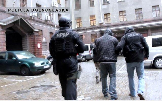 Porywacze zostali zatrzymani przez funkcjonariuszy Centralnego Biura Śledczego Policji i Wydziału Kryminalnego Komendy Wojewódzkiej Policji we Wrocławiu.  Foto: policja