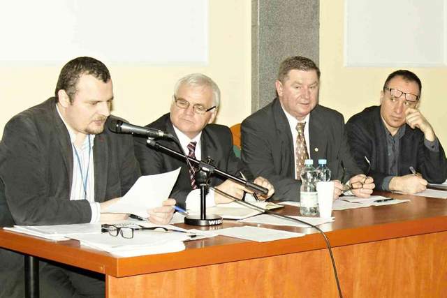 W spotkaniu wzięli udział (od lewej): Sebastian Bogus, Jerzy Dulnik (obaj z ARiMR), Edward Tracz (RP DIR w Strzelinie) oraz Rafał Skrzypiński (ARiMOR)