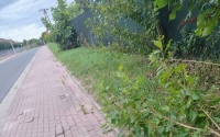 Chodnik na Glinianej czeka na naprawę