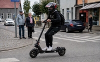 Wyzwanie dla policji, zadanie dla rodziców