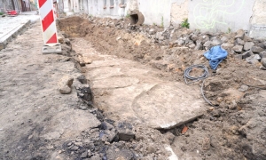 Odkopali fragment średniowiecznej bramy