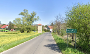 Wąwolnica. Co dalej z działką po sprzedaży przez KOWR?