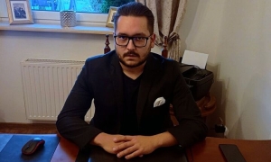 Nie chcę dolewać oliwy do mocno już palącego się ognia...