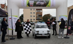 Odwołanie radnego, rajd i sztuka...