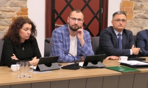 Odwołali przewodniczącego