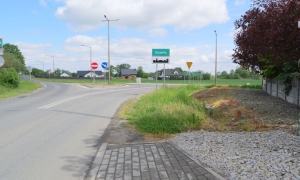 O chodniku jak o wielkiej inwestycji