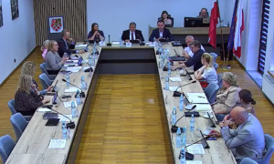 Próba odwołania przewodniczącego Norberta Raby i Zarządu Powiatu Strzelińskiego zakończona fiaskiem