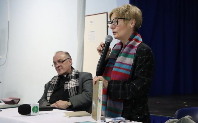 Biblioteka zamiast centrum handlowego