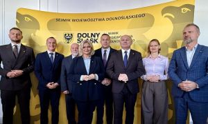 Młodzi Dolnoślązacy mogą zostać radnymi województwa. Trwa nabór do Młodzieżowego Sejmiku