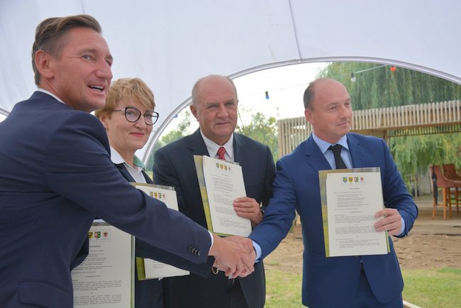 Cztery regiony nadodrzańskie podpisały porozumienie w sprawie odbudowy ekosystemu rzeki