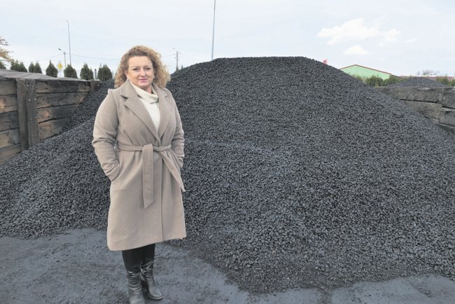 Katarzyna Adamczyk, właścicielka składu opału  w Pęczu, opowiedziała o pierwszym tygodniu sprzedaży węgla po preferencyjnej cenie we współpracy z gminą Strzelin