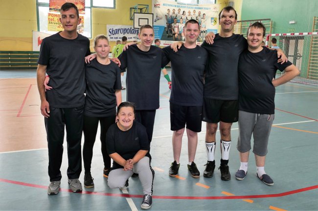 Zawodnicy klubu sportowego „Równi Celestyn” biorą udział w IV edycji Dolnośląskiej Ligi Futsalu Bez Barier