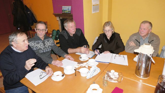 Spotkanie otworzył i prowadził Feliks Polehojko (pierwszy z lewej)