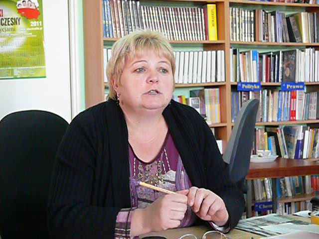 Alina Bazela, dyrektor Gminnej Biblioteki Publicznej w Przewornie