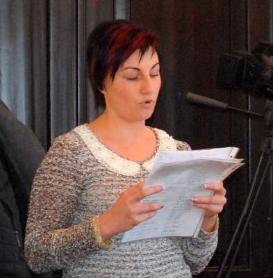 Sylwia Porębska odczytała apel mieszkańców Przeworna, pod którym podpisało się ponad 160 osób