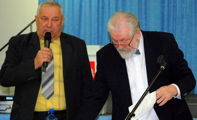 - Pan przewodniczący to złoto – stwierdził Czesław Grzelka (z lewej)