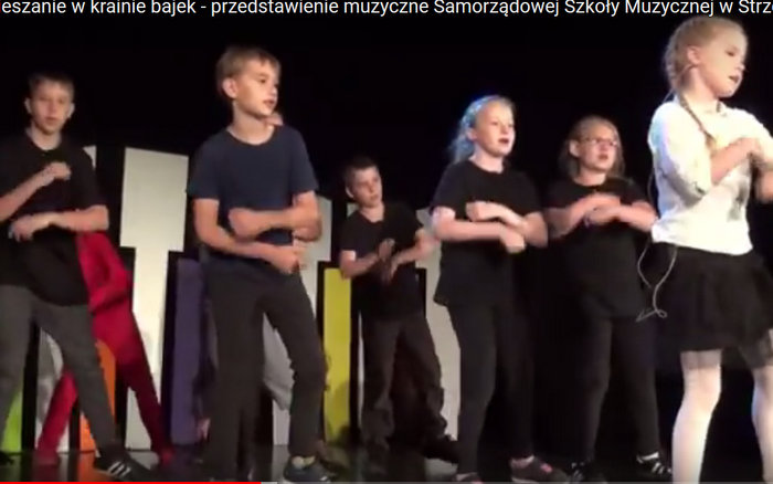 Zamieszanie w krainie bajek - przedstawienie muzyczne Samorządowej Szkoły Muzycznej w Strzelinie