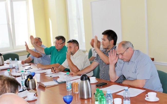 Radni głosowali nad przyznaniem dotacji dla kościoła w Karszowie