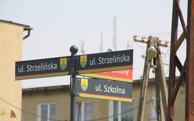 W Przewornie i Jegłowej zamontowano nowe tabliczki z nazwami ulic
