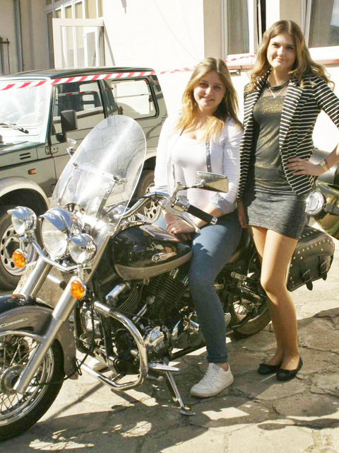 Takie wspaniałe dziewczyny i takie wspaniałe motocykle to tylko w strzelińskim CKZiU