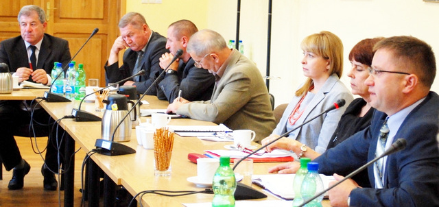 Wrześniowa sesja Rady Powiatu Strzelińskiego poświęcona została głównie bieżącej sytuacji spółki SCM oraz planom jej restrukturyzacji
