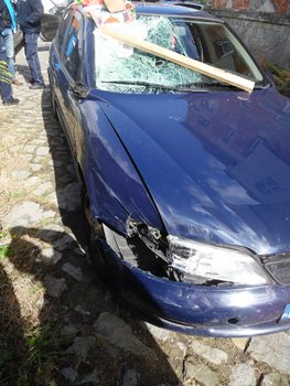 W wyniku intensywnych działań policjanci już po kilku godzinach ustalili miejsce zaparkowanego samochodu, który uczestniczył w wypadku