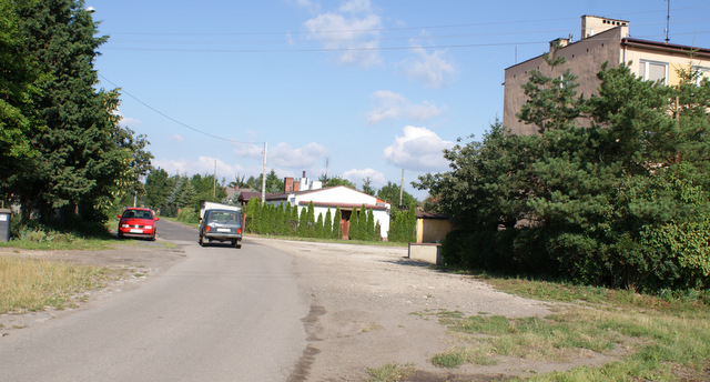 Mieszkańcy uważają, że na ul. Słowiańskiej w Kondratowicach potrzebny jest próg zwalniający