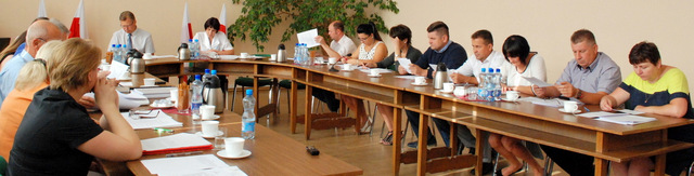 21 sierpnia radni gminy Przeworno zakończyli przerwę wakacyjną i wspólnie obradowali nad projektami uchwał