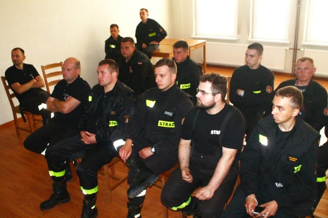 W szkoleniu uczestniczyli strażacy z Wiązowa, Nowolesia i Jutrzyny
